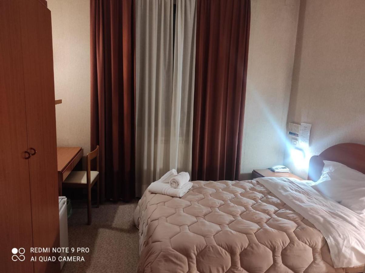 Hotel Centrale Chiusi Room photo
